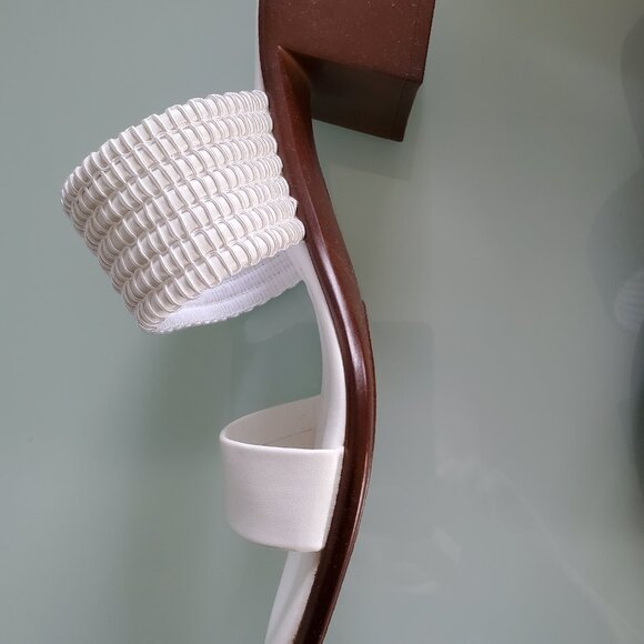 Shoes - Picture 2 of 5